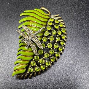 Bright Green Leaf Dragonfly Brooch Enamel Crystal Accent Gold-tone August
